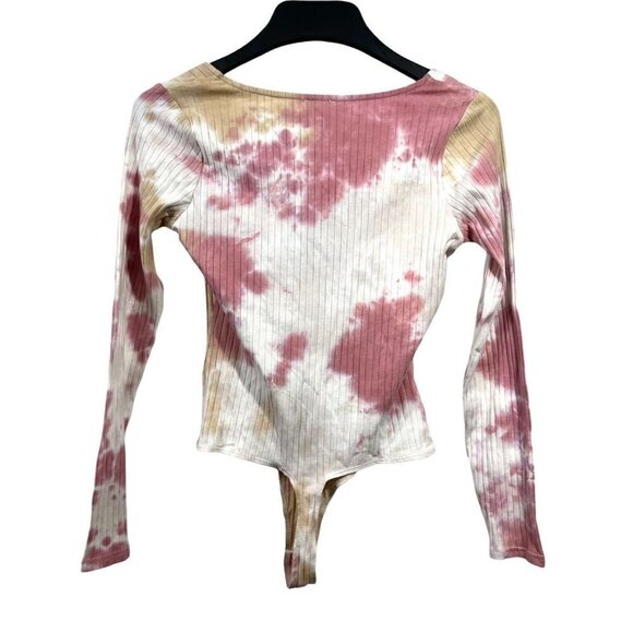LE LIS Tie-Dye Ribbed Jersey Snap Crotch Bodysuit Blouse Top L/S Medium NWT - Picture 7 of 12